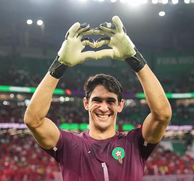 乐动体育官方网站 -波尔图成功零封阿贾克斯，门将赛后获得全场最佳的简单介绍